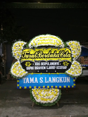 Papan Bunga Duka di Benuanirae